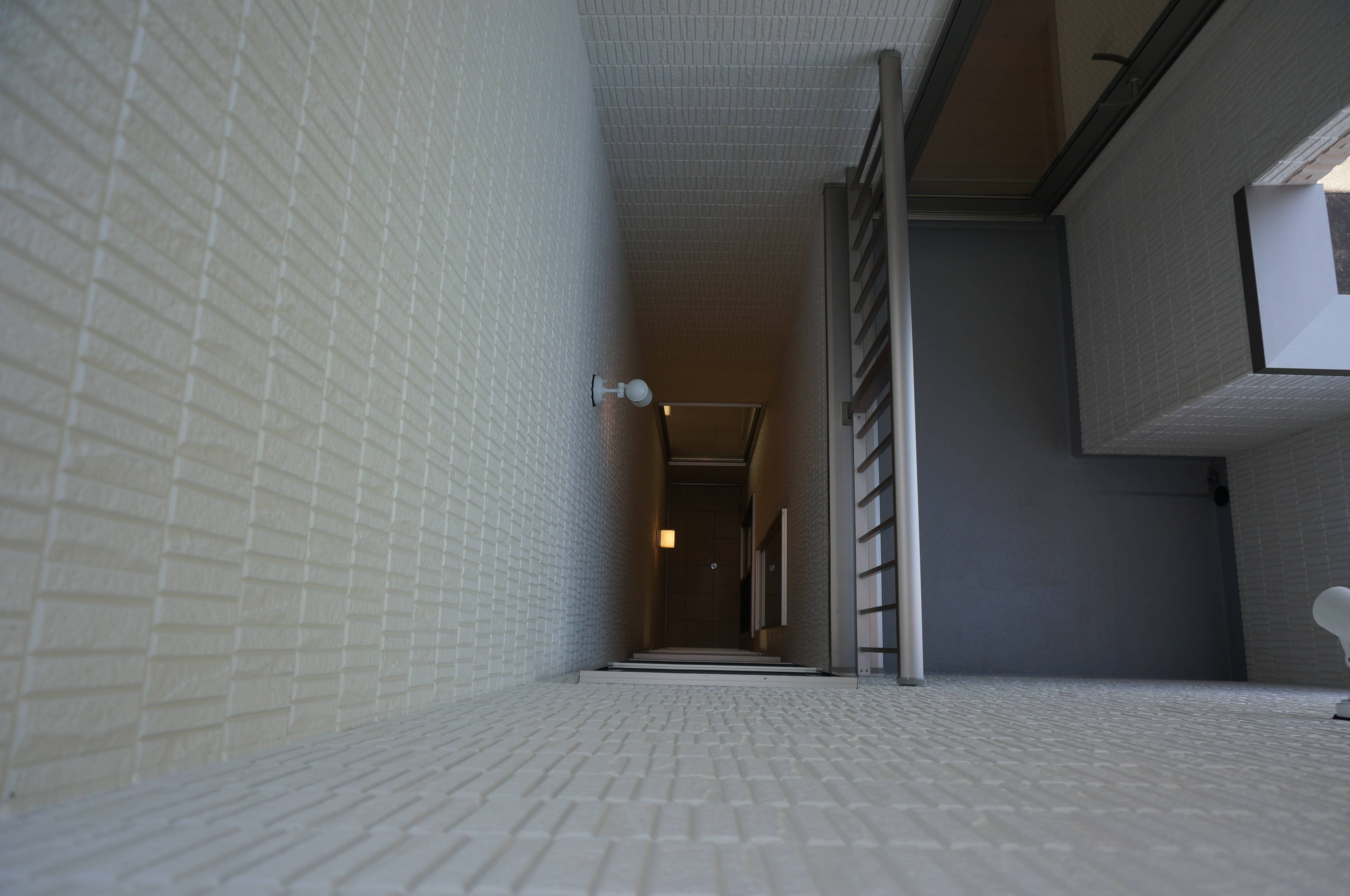 道路より低い敷地に建築しました 建築設計事務所作品 Planavi プラナビ 道路より低い敷地に建築しました 建築設計事務所作品 Planavi プラナビ